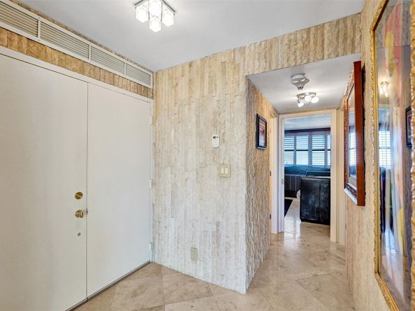 936 Intracoastal Dr 11C, Fort Lauderdale FL 33304
