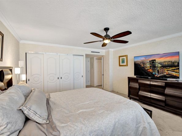 936 Intracoastal Dr 11C, Fort Lauderdale FL 33304