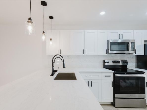 7579 NW 79th ave 205, Tamarac FL 33321