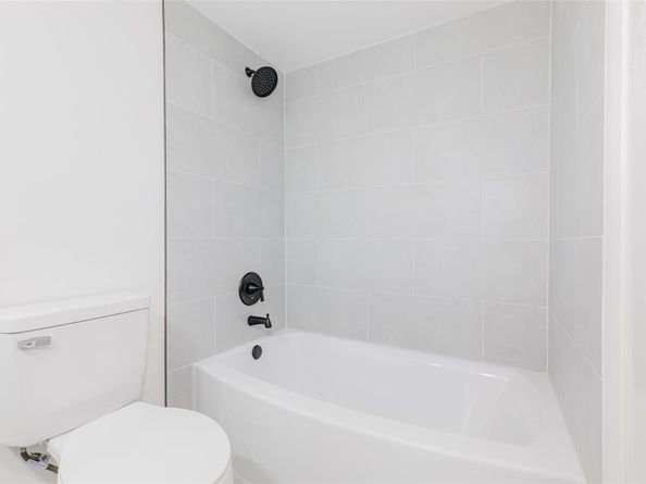 7579 NW 79th ave 205, Tamarac FL 33321