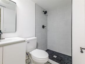 7579 NW 79th ave 205, Tamarac FL 33321