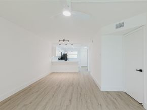 7579 NW 79th ave 205, Tamarac FL 33321