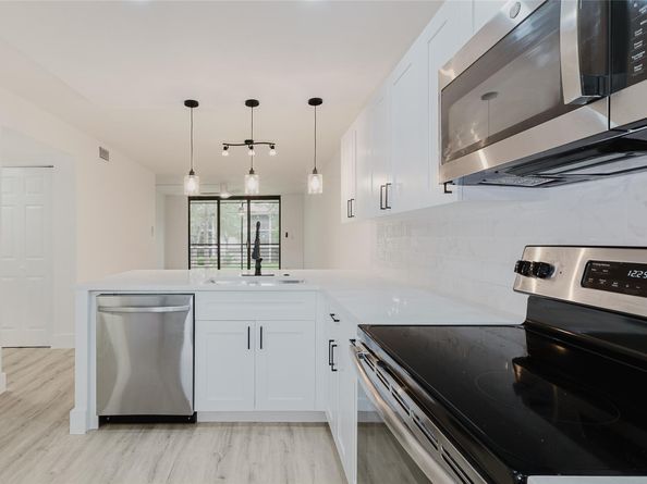 7579 NW 79th ave 205, Tamarac FL 33321