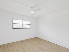 7579 NW 79th ave 205, Tamarac FL 33321