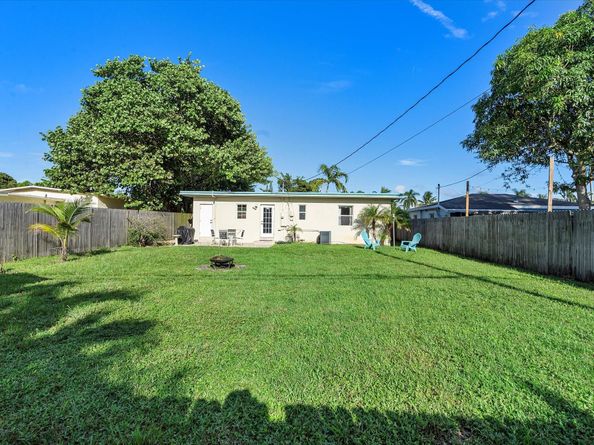 1417 N Andrews Ave, Fort Lauderdale FL 33311