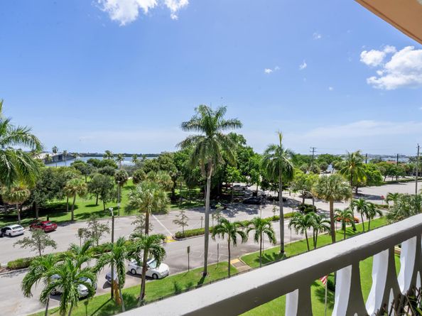 15 S Golfview Road 501, Lake Worth Beach FL 33460