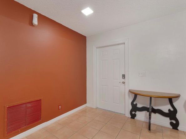 101 N Sequoia Drive N, West Palm Beach FL 33409