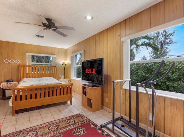 101 N Sequoia Drive N, West Palm Beach FL 33409