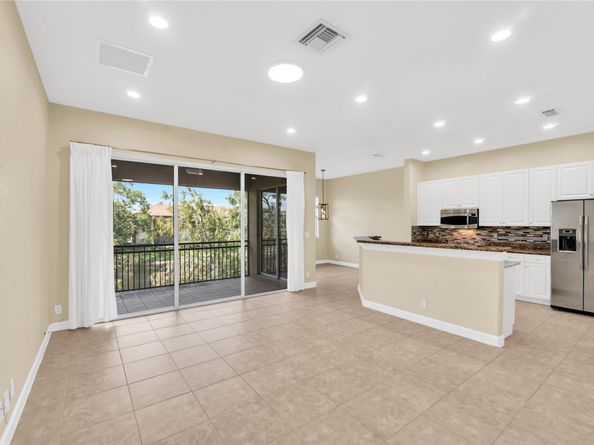 8035 NW 127TH Ln 3E, Parkland FL 33076
