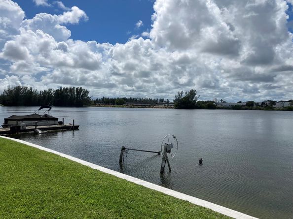 4311 Crystal Lake Drive 116, Pompano Beach FL 33064