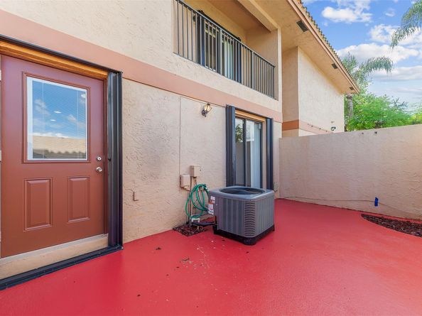 11225 SW 9th Ct 11225, Pembroke Pines FL 33025
