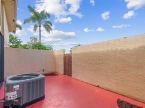 11225 SW 9th Ct 11225, Pembroke Pines FL 33025