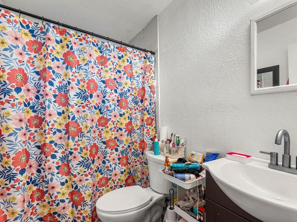 2907 Apalachee Road, Palm Springs FL 33406