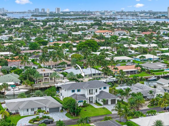 1211 Gulfstream Way, Singer Island FL 33404