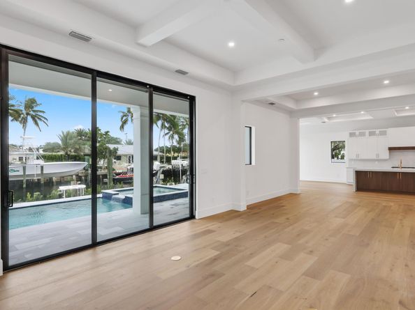 1211 Gulfstream Way, Singer Island FL 33404