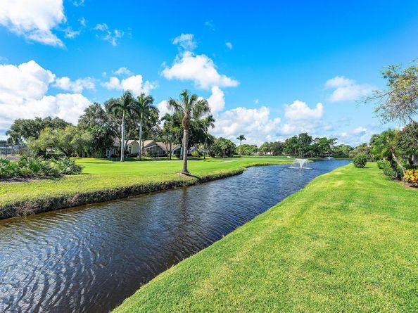 6746 Touchstone Circle, Palm Beach Gardens FL 33418