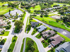 6746 Touchstone Circle, Palm Beach Gardens FL 33418
