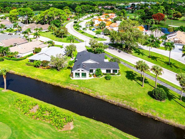6746 Touchstone Circle, Palm Beach Gardens FL 33418