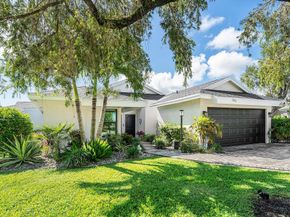 6746 Touchstone Circle, Palm Beach Gardens FL 33418
