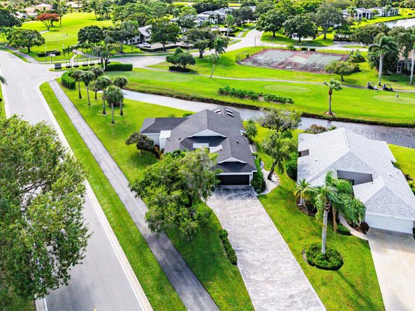 6746 Touchstone Circle, Palm Beach Gardens FL 33418