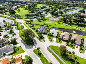 6746 Touchstone Circle, Palm Beach Gardens FL 33418