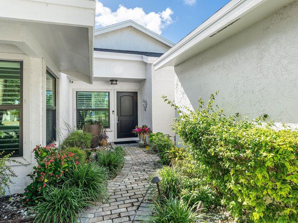 6746 Touchstone Circle, Palm Beach Gardens FL 33418
