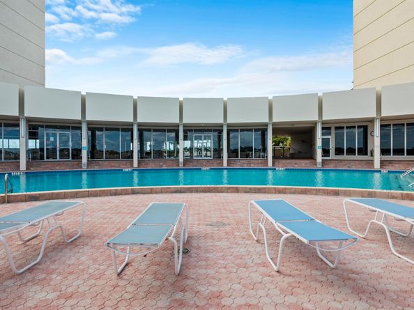 134 Lakeshore Drive 814, North Palm Beach FL 33408