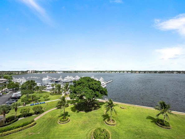 134 Lakeshore Drive 814, North Palm Beach FL 33408