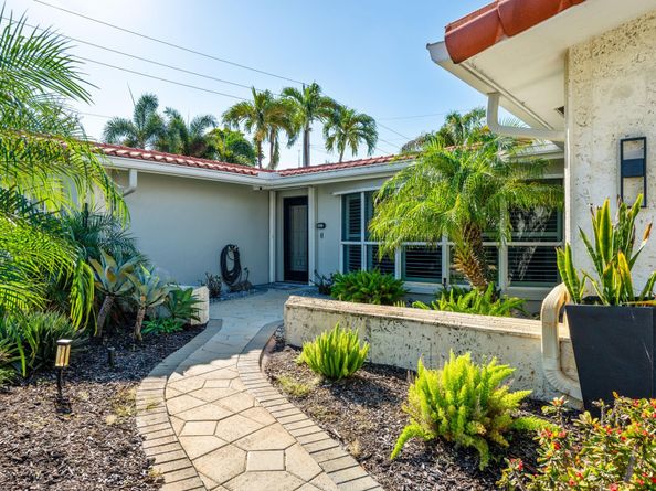 2166 NE 57th St, Fort Lauderdale FL 33308