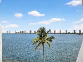301 Lake Shore Dr 801, West Palm Beach FL 33403