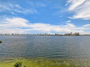 301 Lake Shore Dr 801, West Palm Beach FL 33403