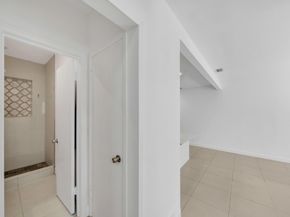 16010 NE 5th Ave, Miami FL 33162