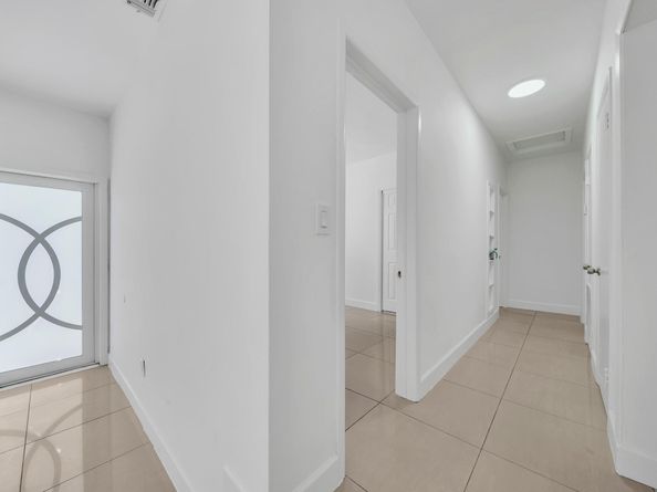 16010 NE 5th Ave, Miami FL 33162