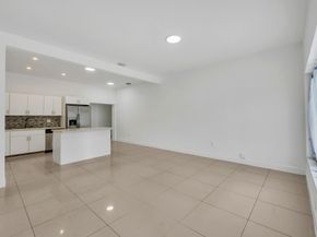 16010 NE 5th Ave, Miami FL 33162