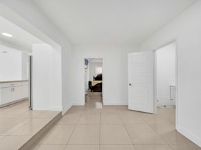 16010 NE 5th Ave, Miami FL 33162