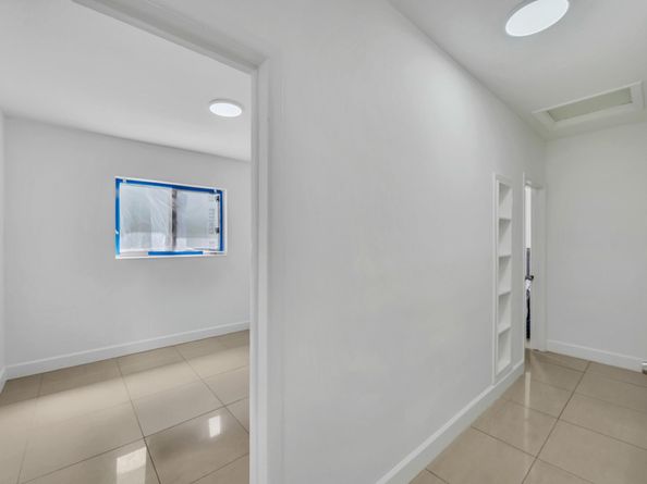 16010 NE 5th Ave, Miami FL 33162