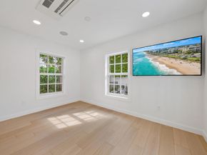 291 Austin Lane, West Palm Beach FL 33401