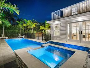 291 Austin Lane, West Palm Beach FL 33401
