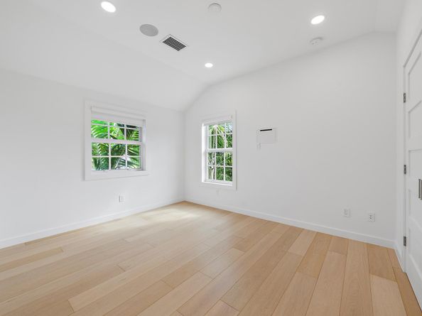 291 Austin Lane, West Palm Beach FL 33401