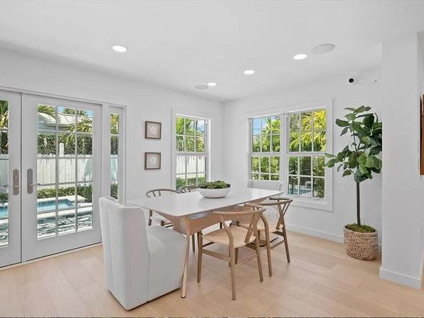 291 Austin Lane, West Palm Beach FL 33401