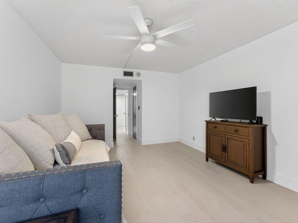 1370 S Ocean Boulevard 405, Pompano Beach FL 33062