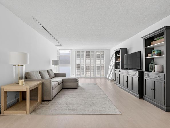 1370 S Ocean Boulevard 405, Pompano Beach FL 33062