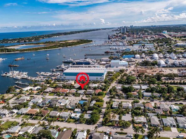 217 E 23rd Street, Riviera Beach FL 33404