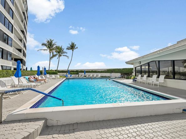 3590 S Ocean Boulevard 306, South Palm Beach FL 33480