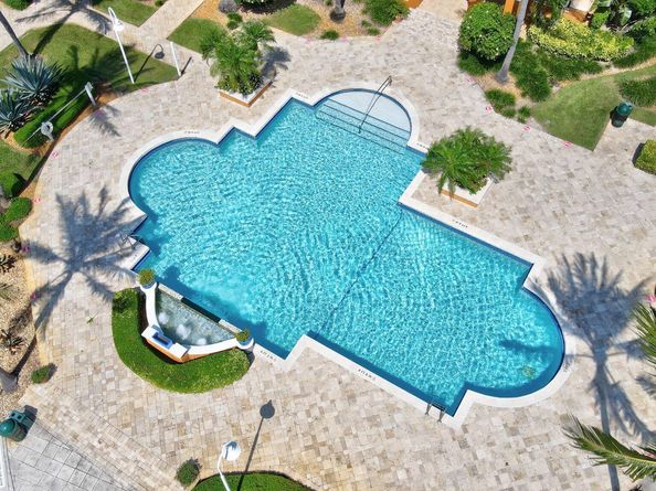 103 Yacht Club Way 206, Hypoluxo FL 33462