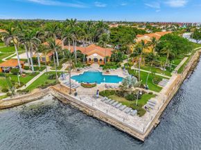 103 Yacht Club Way 206, Hypoluxo FL 33462