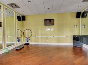 103 Yacht Club Way 206, Hypoluxo FL 33462