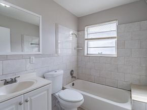 404 NW 5th Ave, Boynton Beach FL 33435