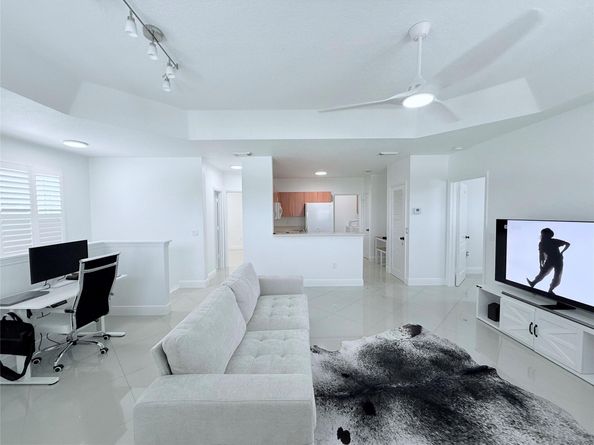 805 Belmont Pl 805, Boynton Beach FL 33436