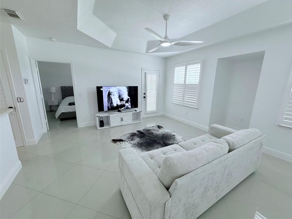 805 Belmont Pl 805, Boynton Beach FL 33436